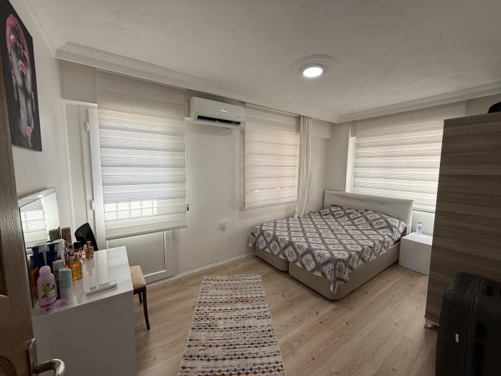 Image No.10-3 Bed Apartment for sale