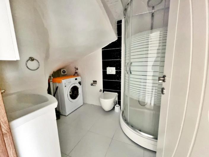 Image No.22-3 Bed Duplex for sale