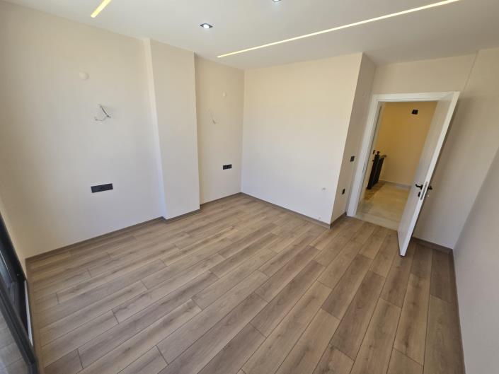 Image No.17-4 Bed Villa / Detached for sale