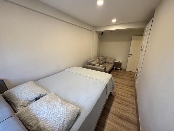 Image No.18-5 Bed Villa / Detached for sale