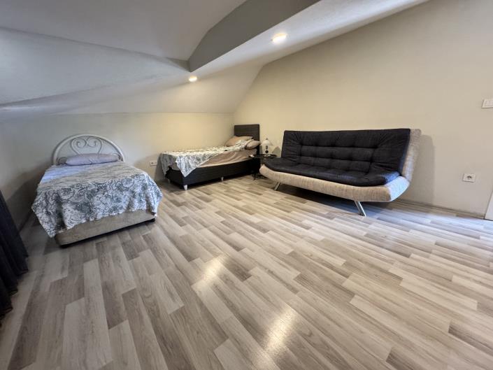 Image No.29-5 Bed Villa / Detached for sale