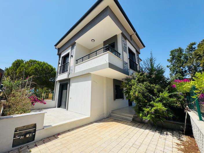 Image No.3-3 Bed Villa / Detached for sale