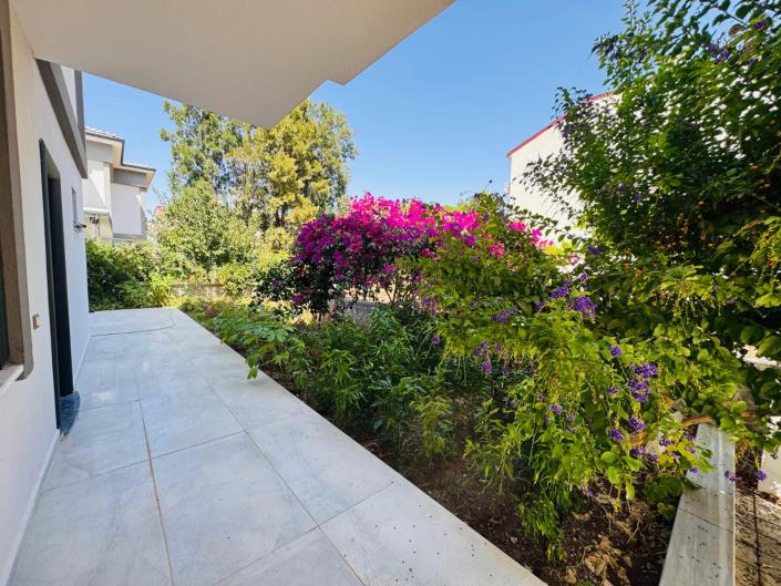 Image No.13-3 Bed Villa / Detached for sale