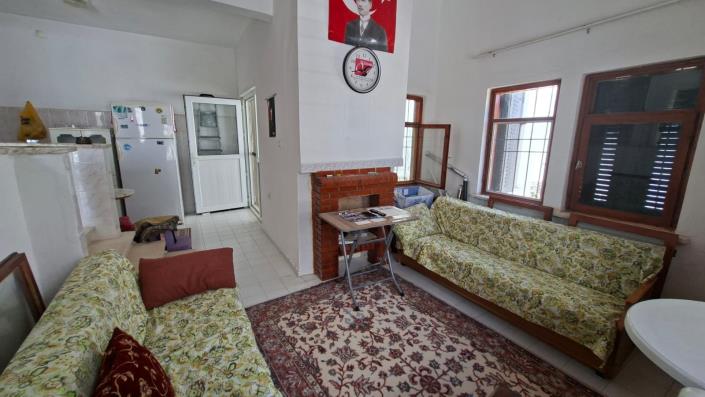 Image No.6-3 Bed Semi-Detached for sale