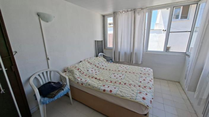 Image No.12-3 Bed Semi-Detached for sale