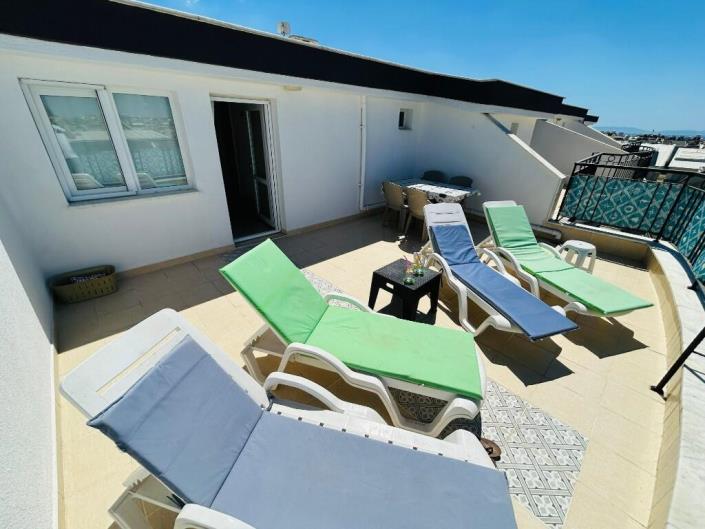 Image No.21-3 Bed Duplex for sale