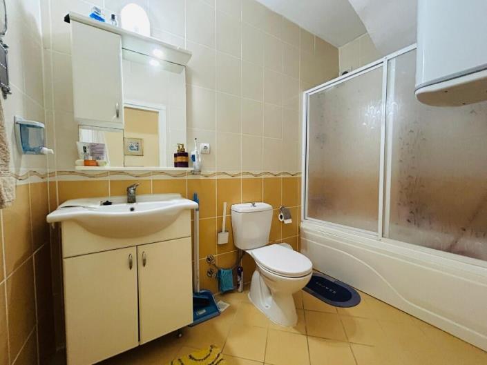 Image No.9-3 Bed Duplex for sale