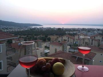 7b91e8ed69c8fff3599bd77c86d9002d