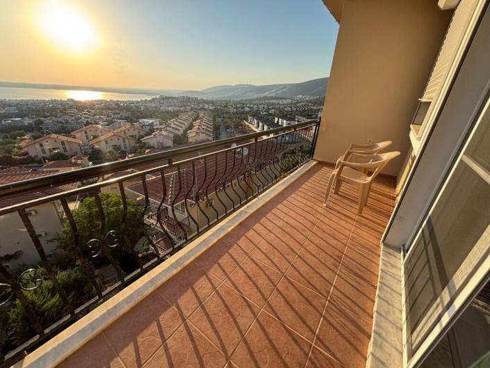 Image No.15-2 Bed Apartment for sale