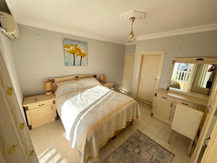 Image No.12-3 Bed Duplex for sale