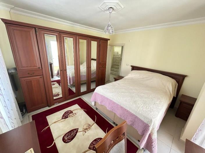 Image No.7-3 Bed Duplex for sale