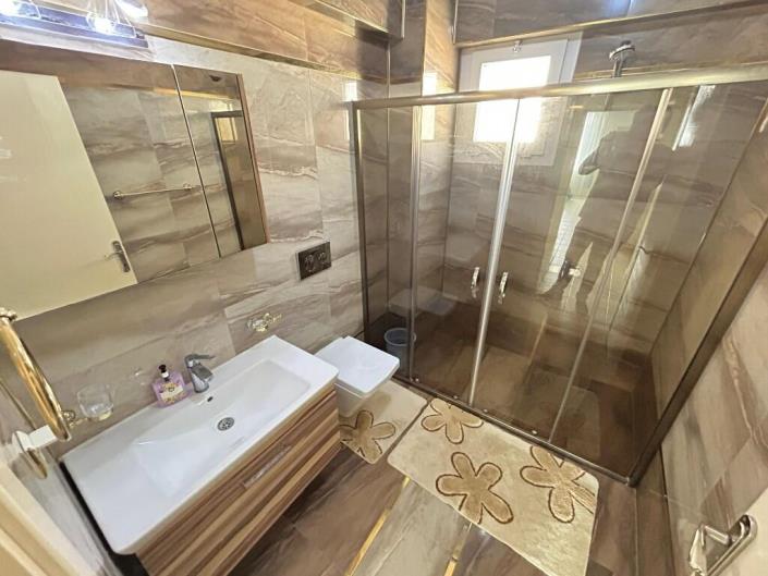 Image No.9-3 Bed Duplex for sale