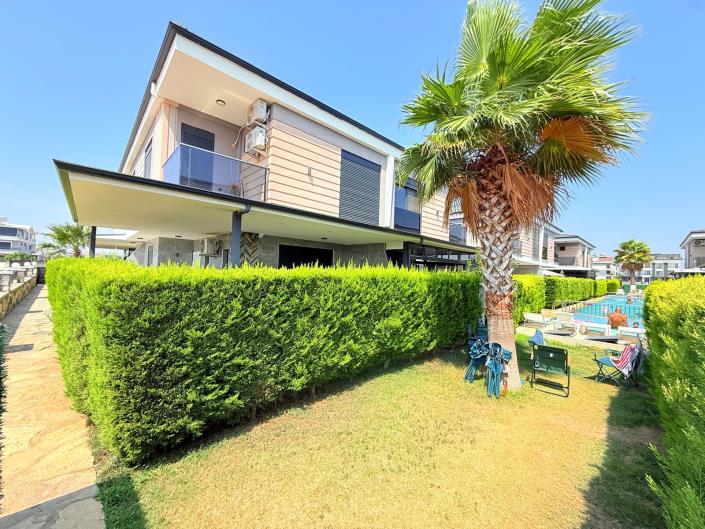 Image No.4-Jumelé de 3 chambres à vendre à Altinkum