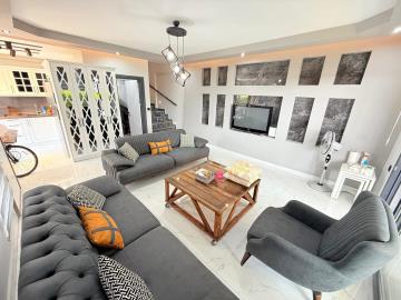 bd2f2dbe-a6d2-4857-9097-011d75adafb2