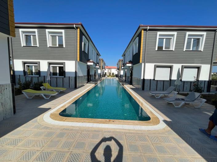 Image No.4-Jumelé de 3 chambres à vendre à Altinkum