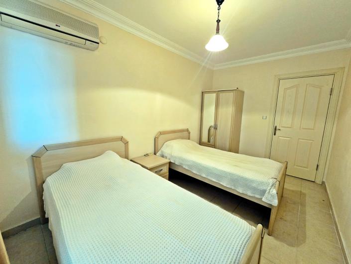 Image No.21-3 Bed Apartment for sale