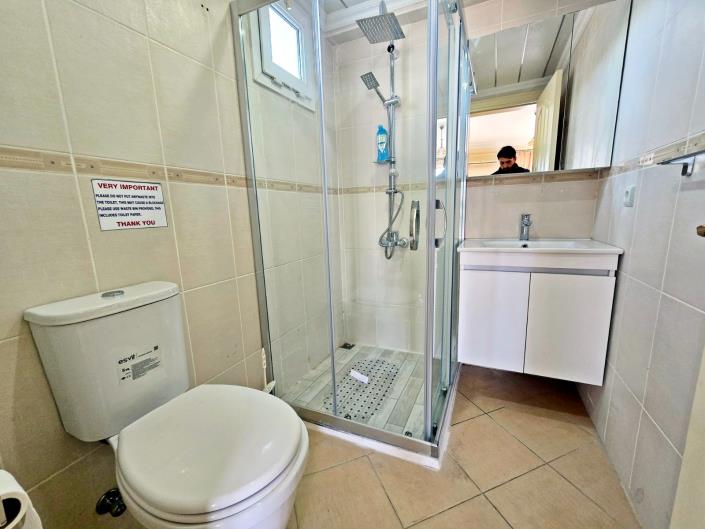 Image No.23-3 Bed Apartment for sale