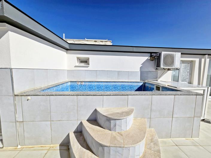 Image No.39-3 Bed Duplex for sale