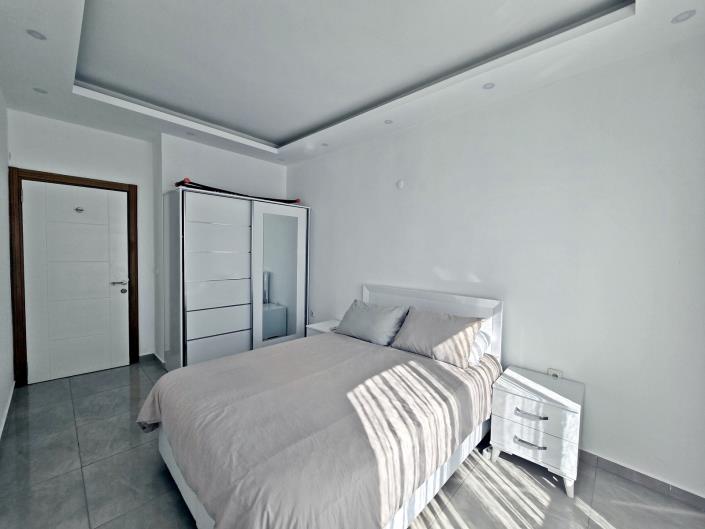 Image No.17-3 Bed Duplex for sale