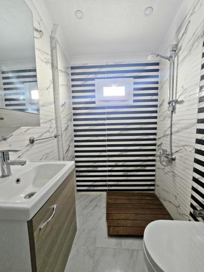 Image No.33-3 Bed Duplex for sale