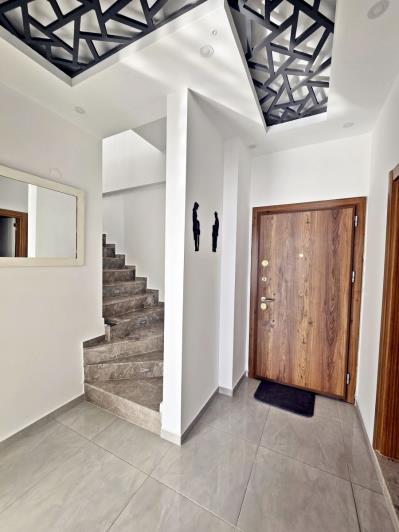 Image No.12-3 Bed Duplex for sale