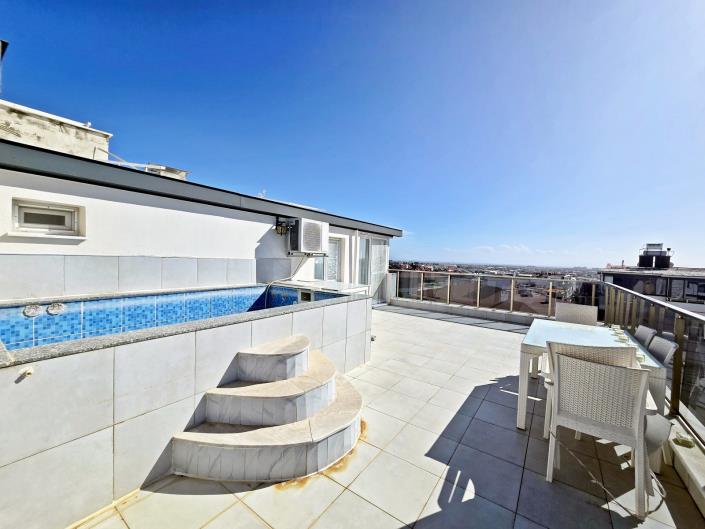 Image No.35-3 Bed Duplex for sale