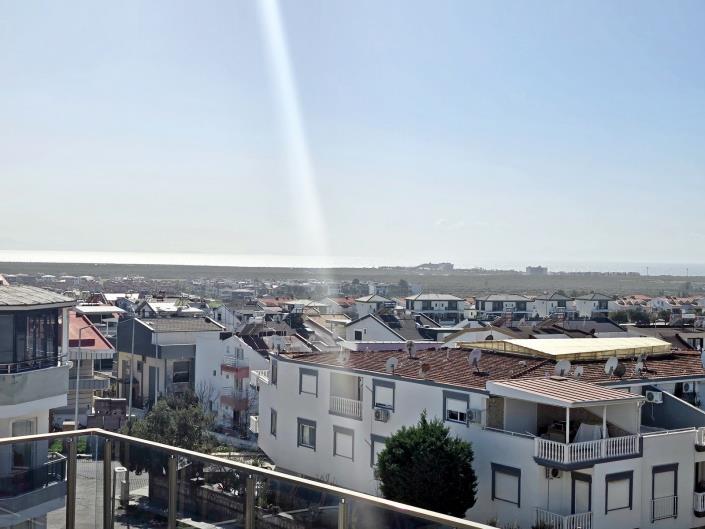 Image No.40-3 Bed Duplex for sale