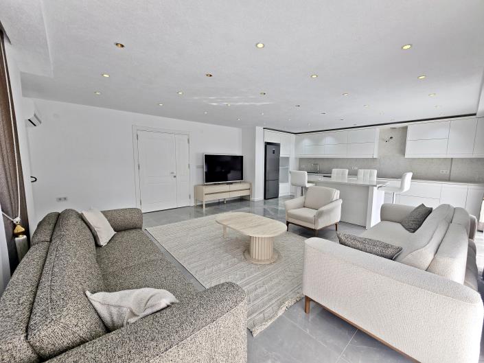 Image No.6-Villa de 5 chambres à vendre à Altinkum