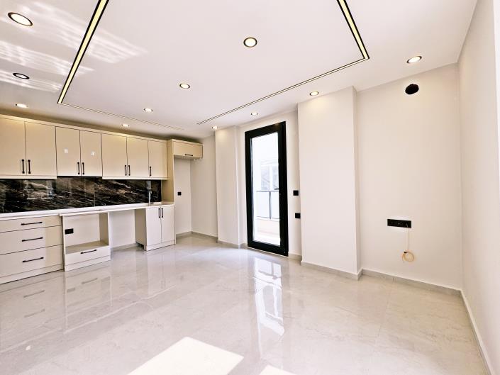 Image No.10-2 Bed Apartment for sale