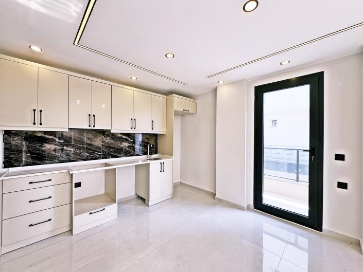 Image No.8-2 Bed Apartment for sale