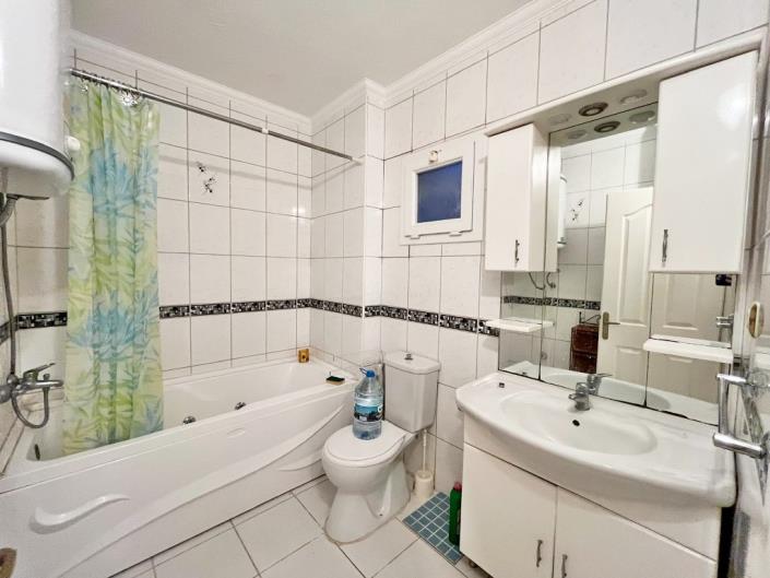 Image No.20-Villa / Détaché de 3 chambres à vendre à Altinkum