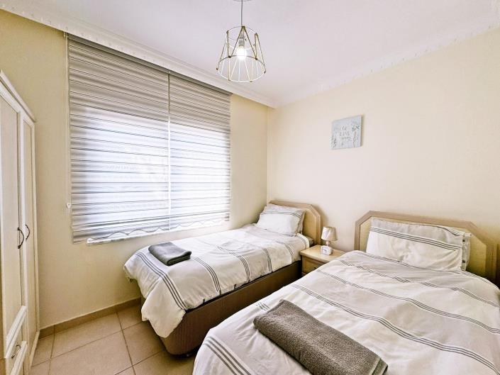 Image No.24-4 Bed Duplex for sale