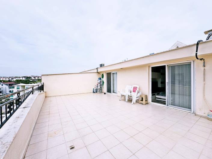 Image No.22-3 Bed Duplex for sale