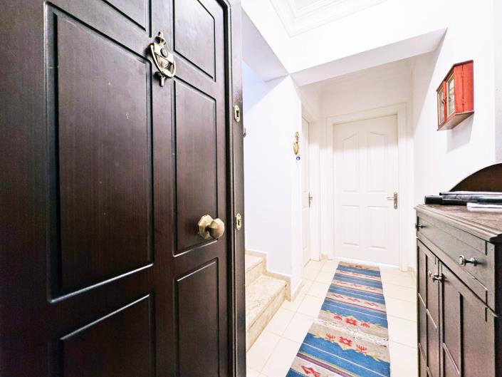 Image No.7-3 Bed Duplex for sale