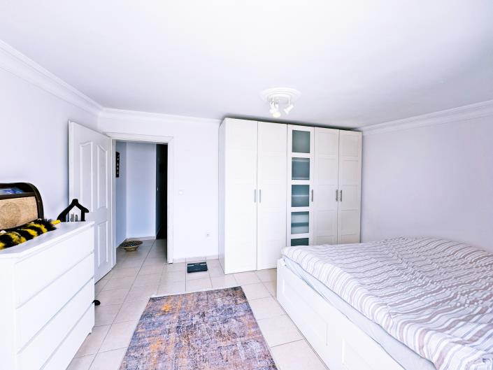 Image No.18-3 Bed Duplex for sale