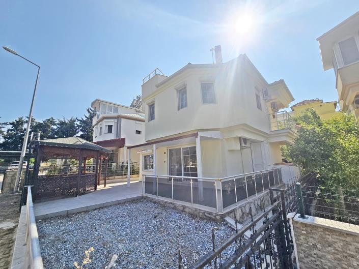 Image No.4-Villa / Détaché de 3 chambres à vendre à Altinkum
