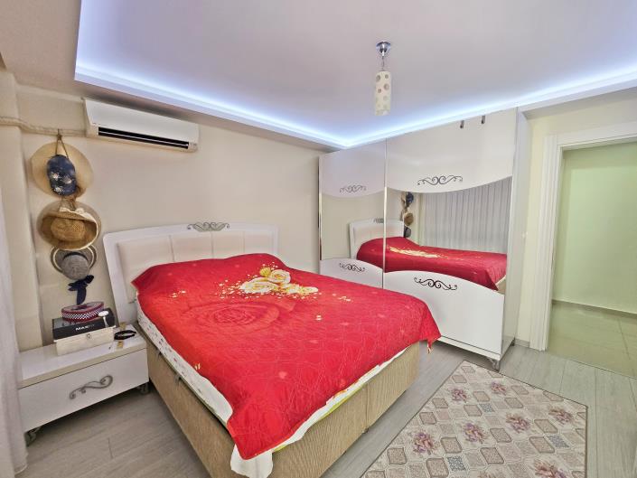 Image No.20-3 Bed Apartment for sale