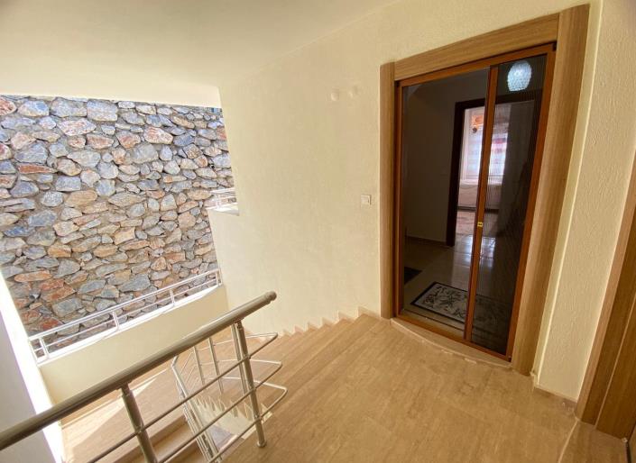 Image No.5-3 Bed Duplex for sale