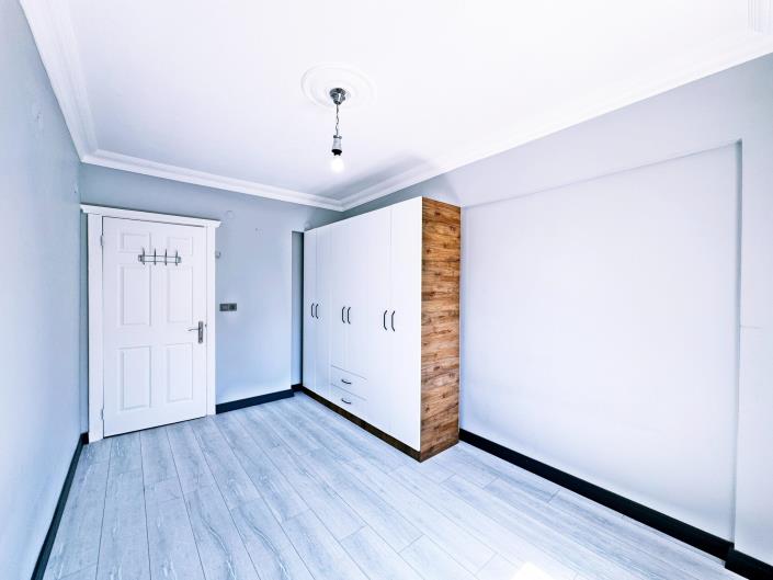 Image No.14-3 Bed Apartment for sale