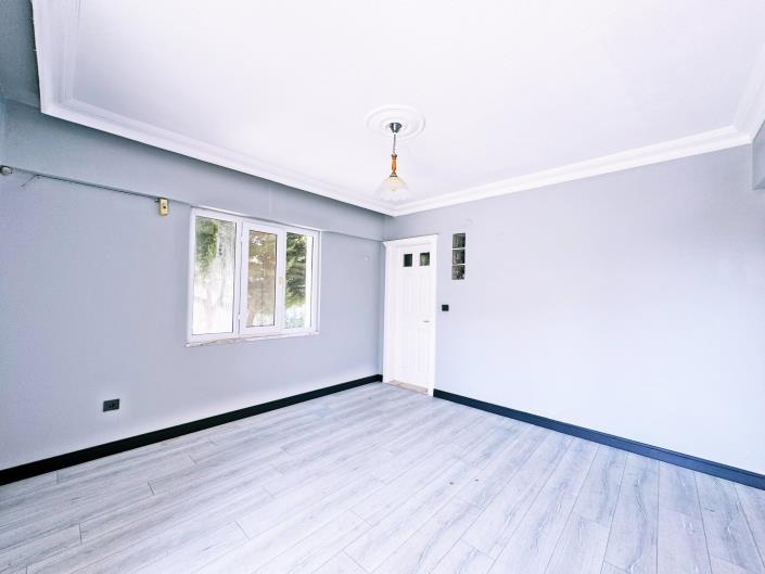 Image No.18-3 Bed Apartment for sale