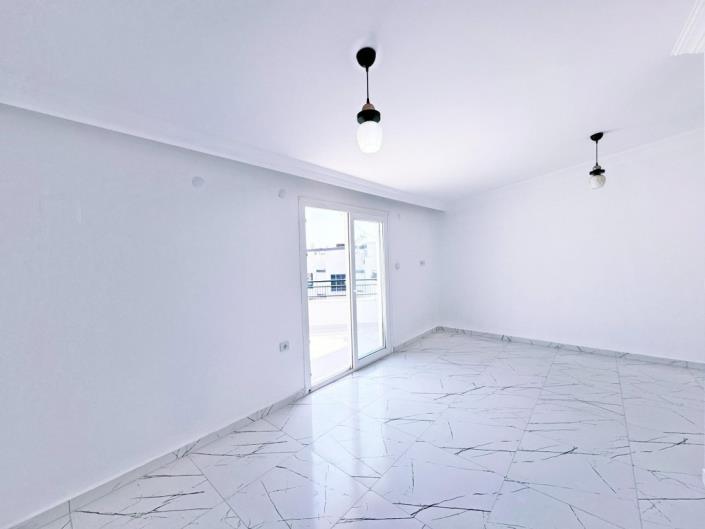 Image No.28-4 Bed Duplex for sale