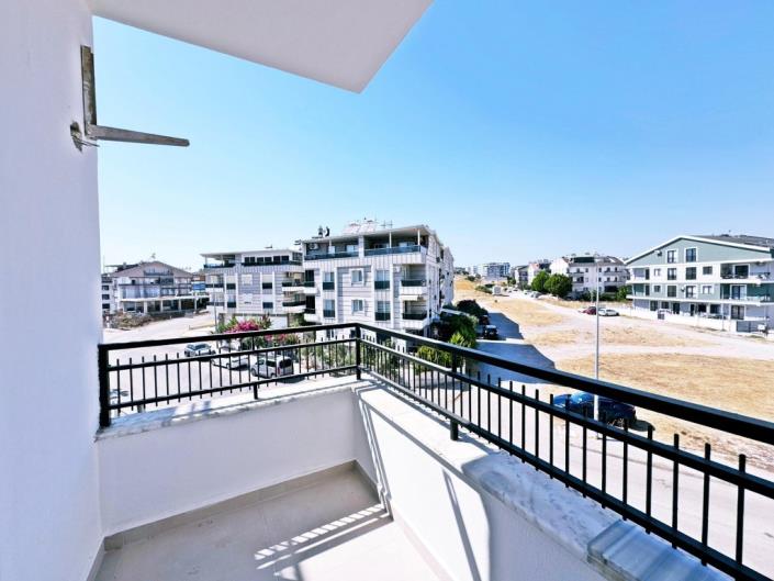Image No.19-4 Bed Duplex for sale