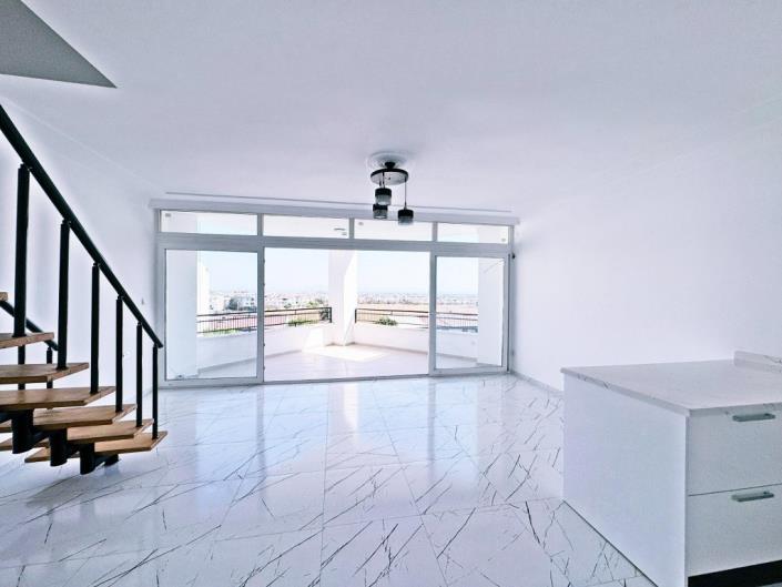 Image No.12-4 Bed Duplex for sale