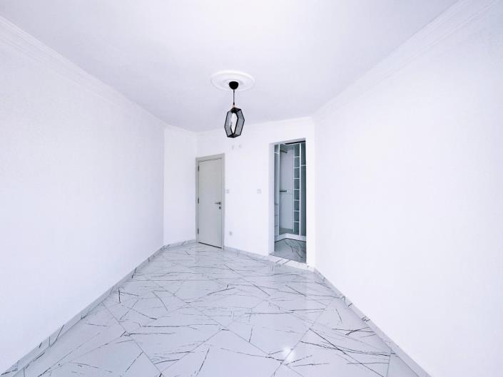 Image No.23-4 Bed Duplex for sale