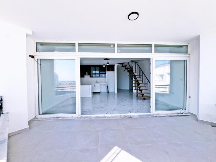 Image No.13-4 Bed Duplex for sale