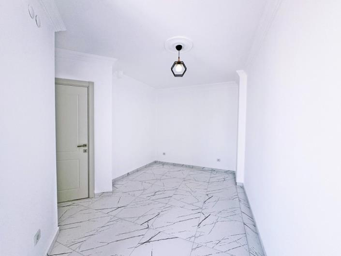 Image No.20-4 Bed Duplex for sale