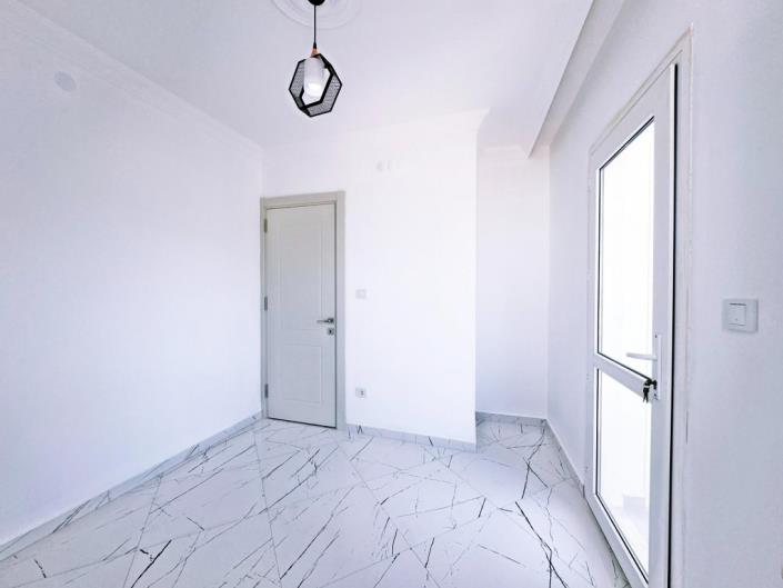 Image No.29-4 Bed Duplex for sale