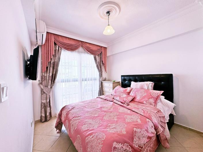 Image No.22-2 Bed Apartment for sale