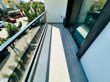 yeni-mah--11-