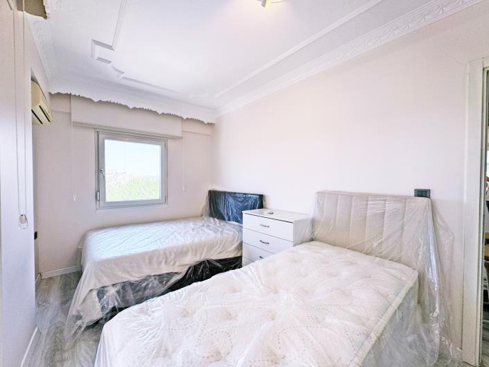 Image No.24-4 Bed Duplex for sale